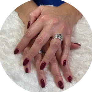 Gelnagels met een natuurlijke, verzorgde afwerking