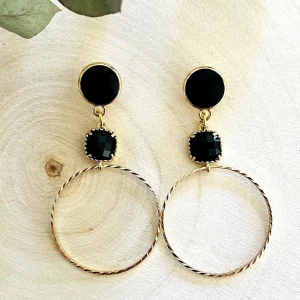 It's black - Classic chic